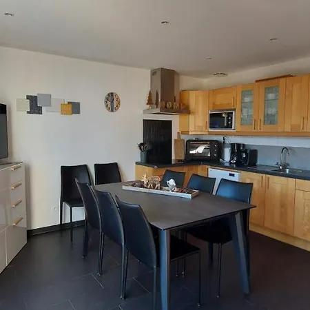 Apartment Residence Campredon 3 Etoiles - Terrasse 25M2 Plein Sud Vue Panoramique - Parking - Navette Ski - Wifi - Linge En Option - Frais De Menage Obligatoires Font-Romeu-Odeillo-Via
