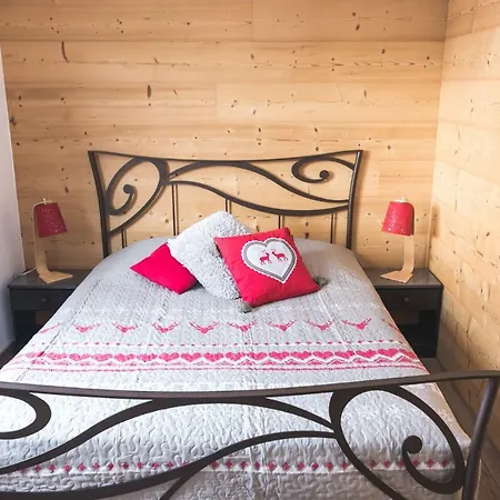 Residence Campredon 3 Etoiles - Terrasse 25M2 Plein Sud Vue Panoramique - Parking - Navette Ski - Wifi - Linge En Option - Frais De Menage Obligatoires * Font-Romeu-Odeillo-Via